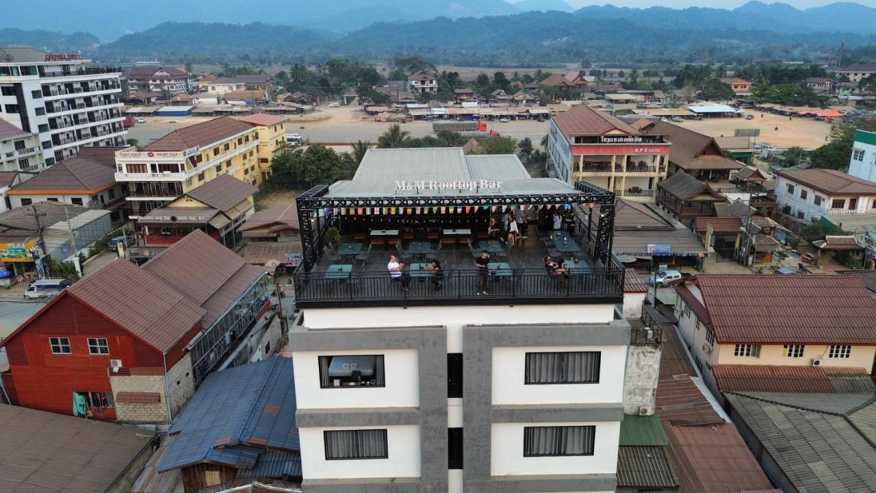 M&M Hotel Vang Vieng Eksteriør billede