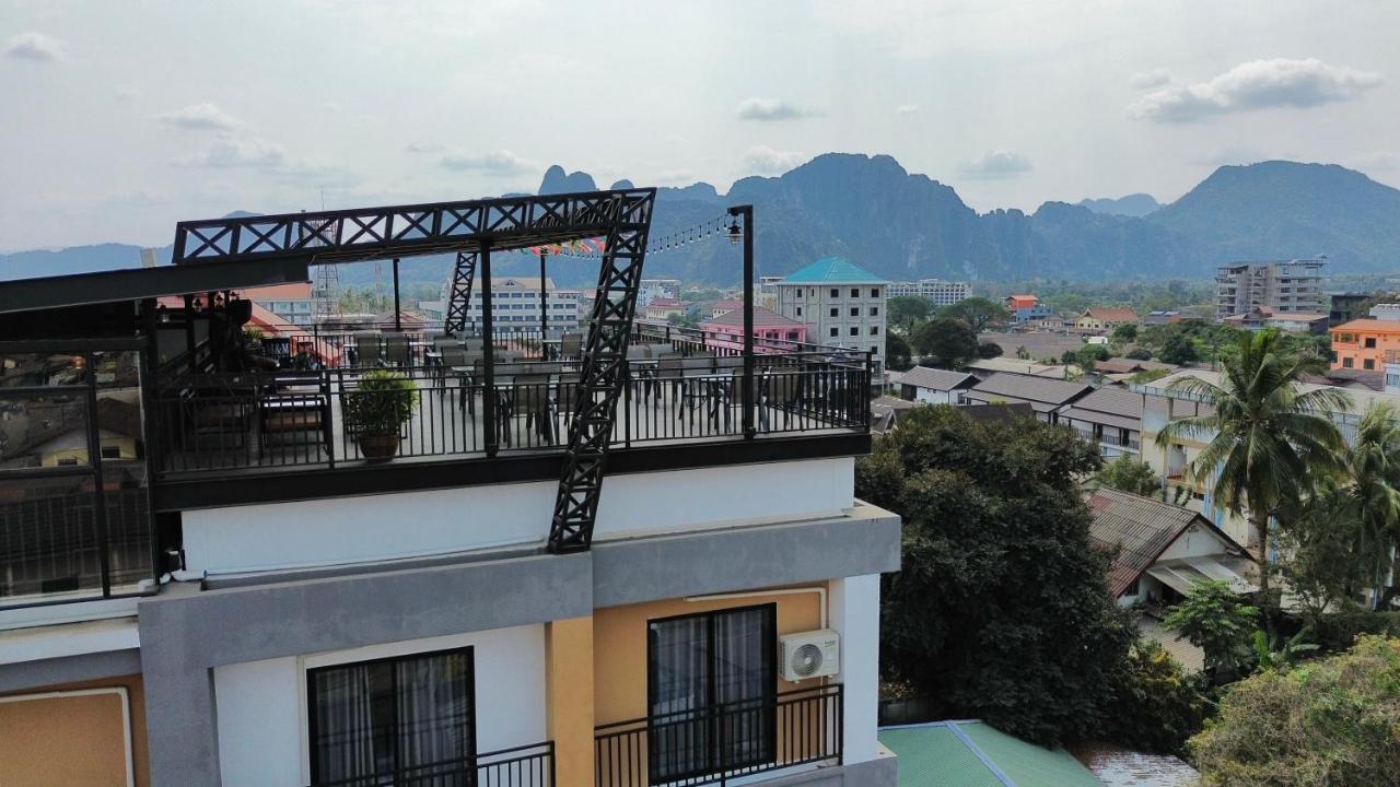 M&M Hotel Vang Vieng Eksteriør billede